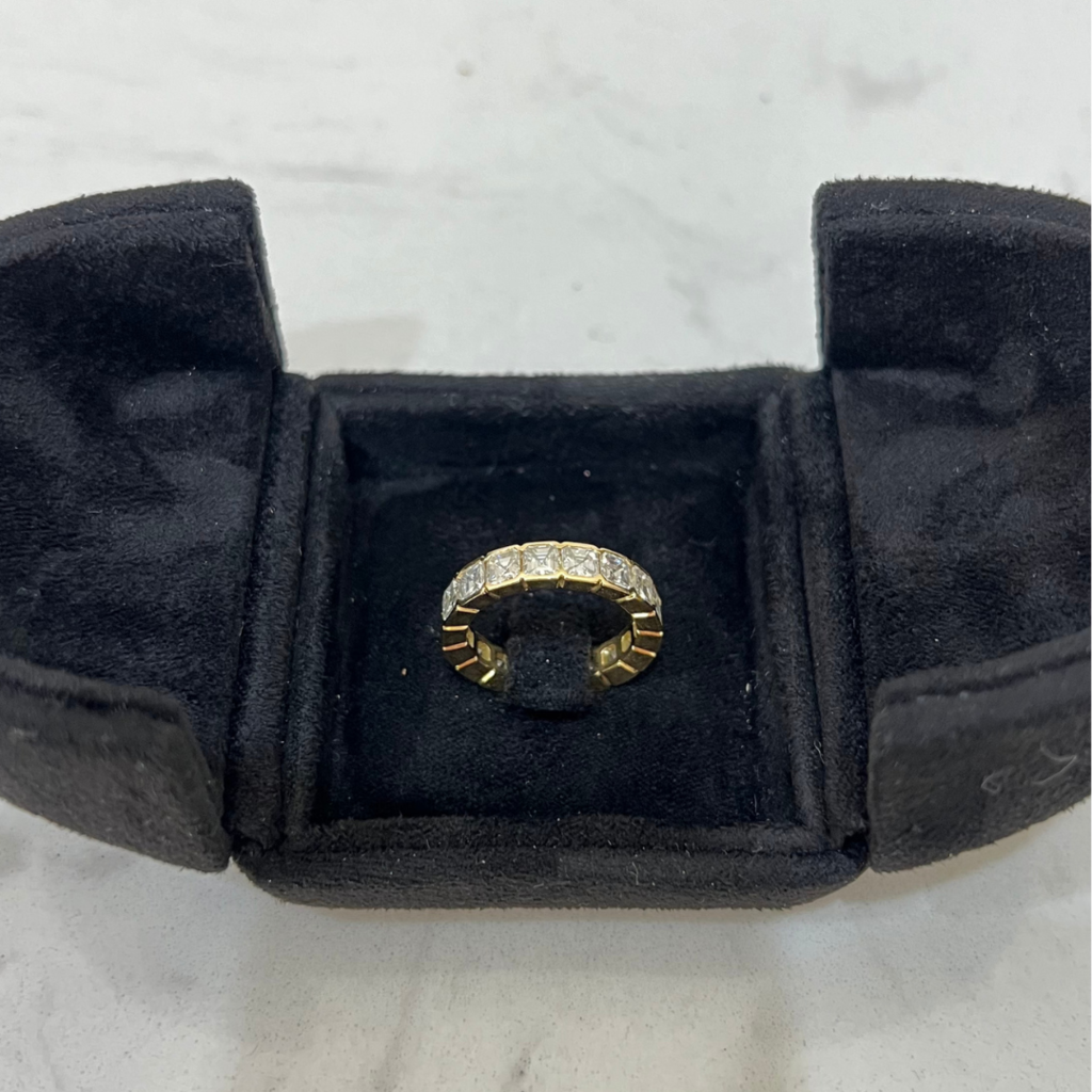 Material Good Gold Diamond Ring Size 4